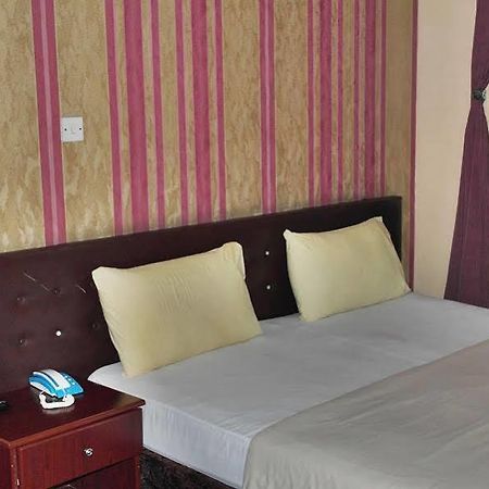 Golden Star Hotel Dubai Buitenkant foto